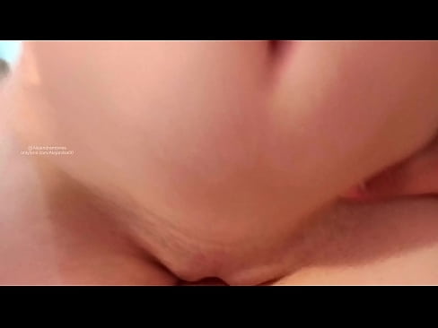 ❤️ 睡在姐姐的房间里,就这样被吵醒了 ❌ Porn video️❤