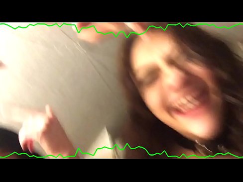 ❤️ 两位性感的黑发美女情感内裤留住混蛋古怪的婊子 ❌ Porn video️❤